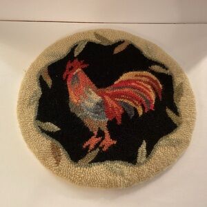 Hand made rooster chair pad, colorful,14”round.